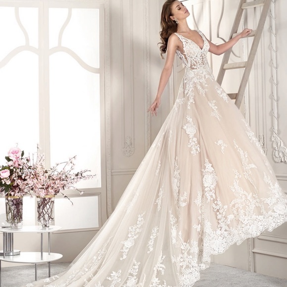 Demetrios wedding dress size 14 European - Picture 3 of 4